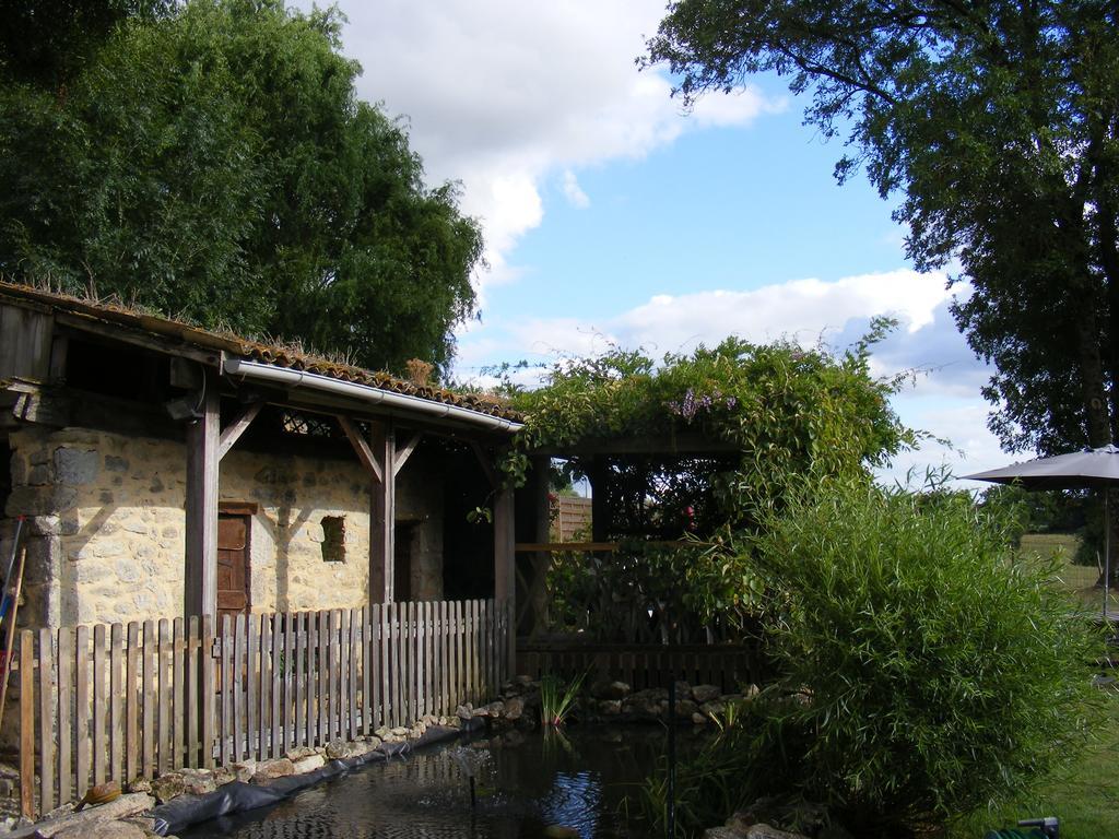 Gites Mirathon Baleyssagues Bagian luar foto